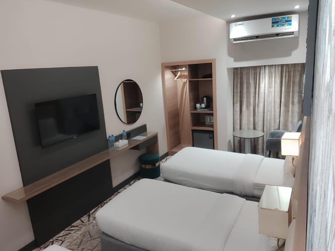 Sky Park Hotel Dubai Exterior foto